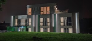 Exterior - Joy 5 Hotel & SPA (Belgrade)