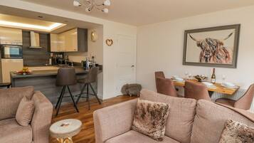 Cottage | Interior