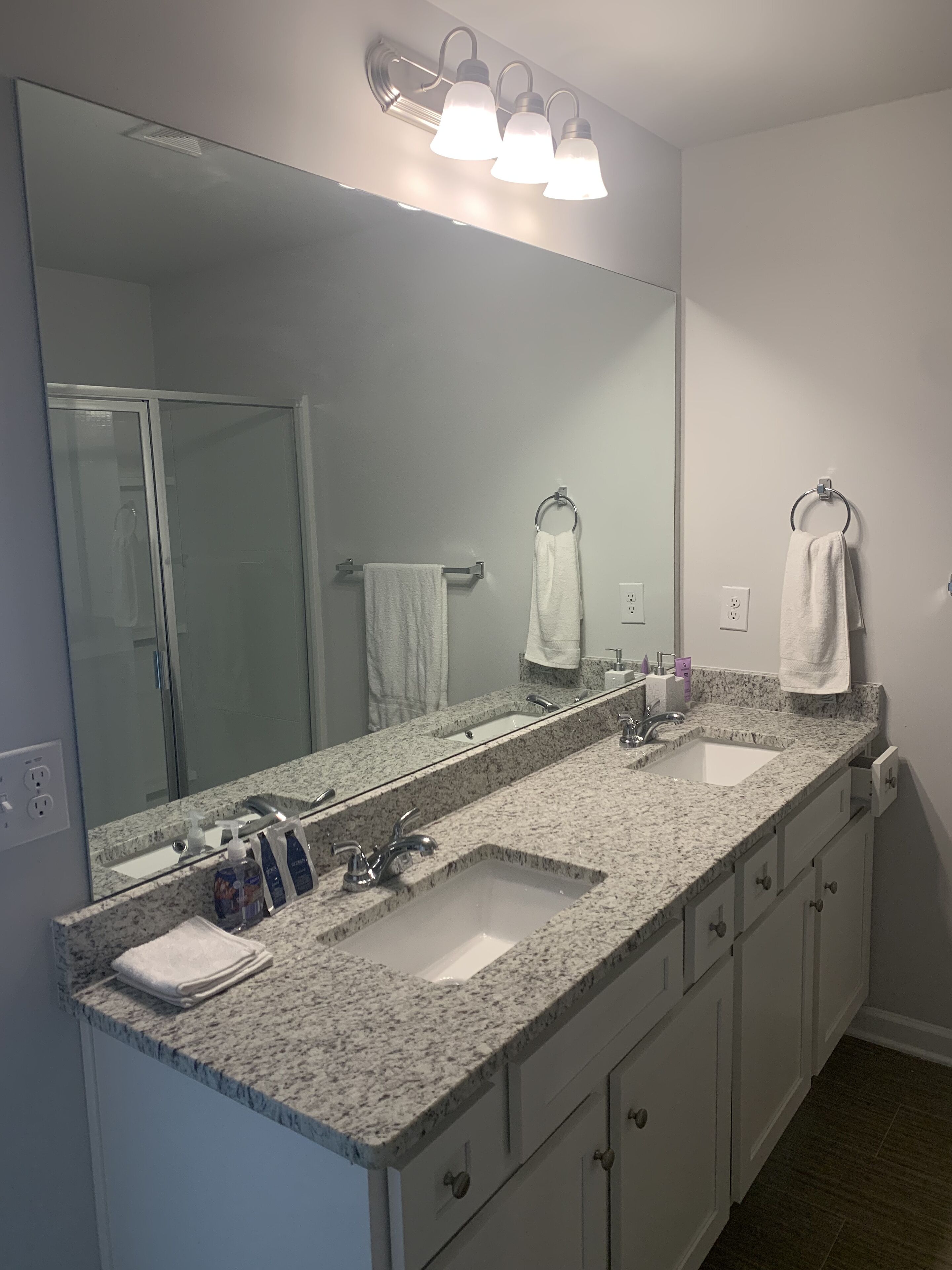 Beautiful home minutes from downtown Atlanta, Stone Mountain