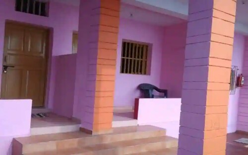 GOROOMGO OM GANESH NAIK CLIFF SIDE GUEST