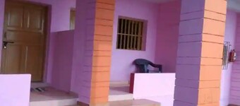 GOROOMGO OM GANESH NAIK CLIFF SIDE GUEST