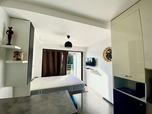 1 bedroom, iron/ironing board, free WiFi, bed sheets - Studio7, great comfort, on the beach (Propriano)