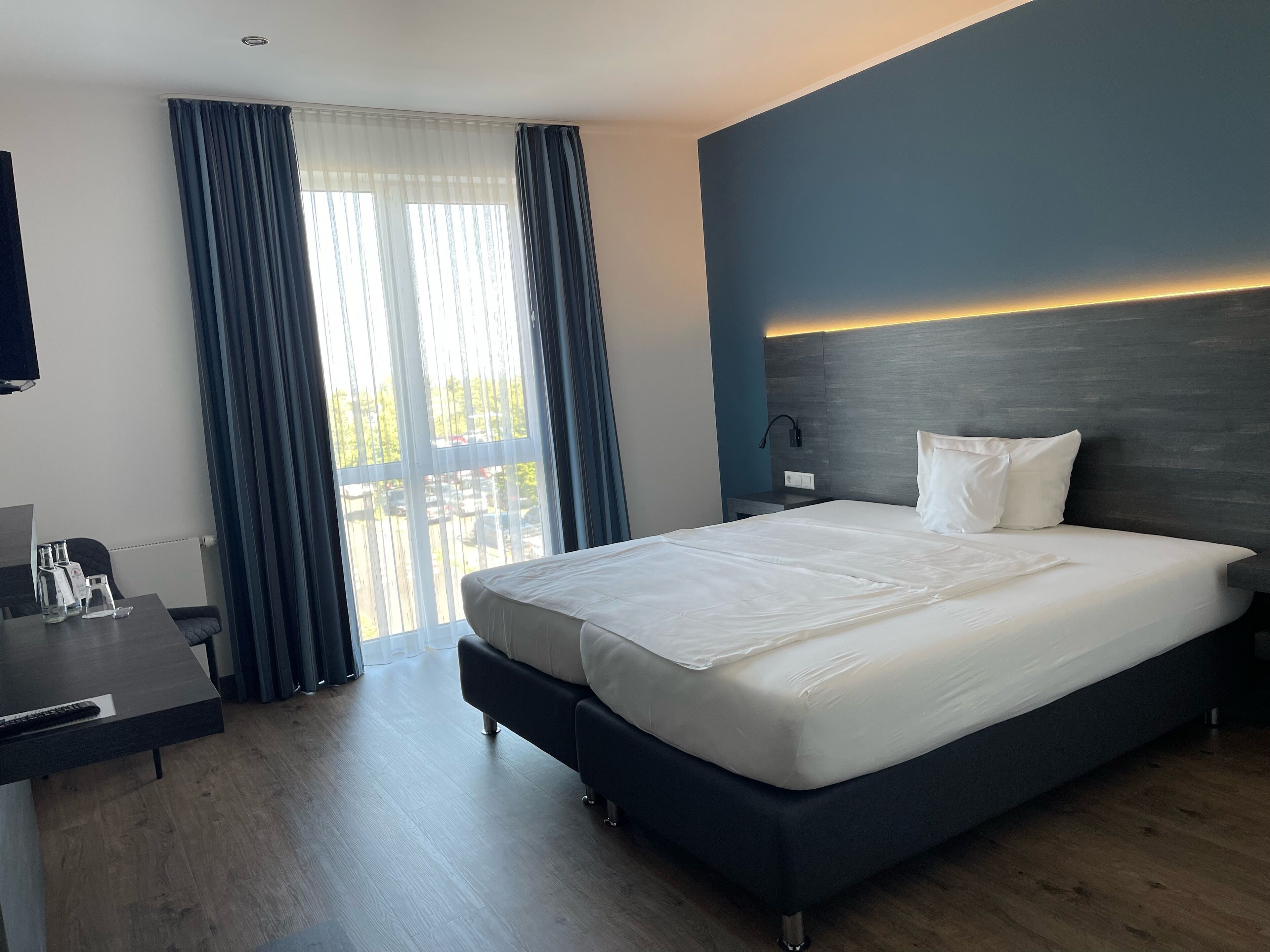 Business-Zimmer | Zimmersafe, Schreibtisch, schallisolierte Zimmer, kostenloses WLAN