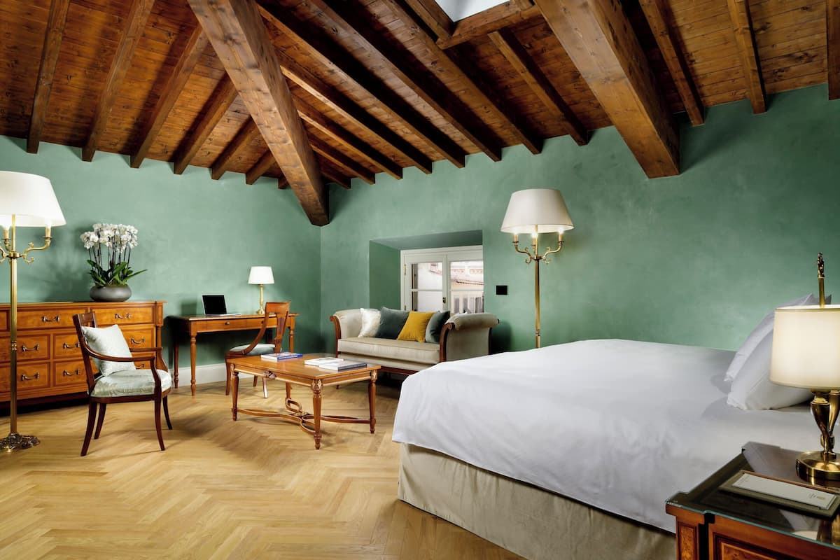 Apartment, 2 Bedrooms | Premium bedding, down comforters, minibar, in-room safe