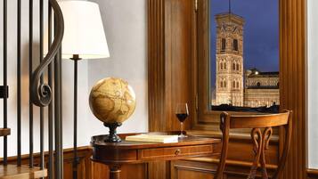 Junior Suite, Roof View, Terrace | Ausblick vom Zimmer