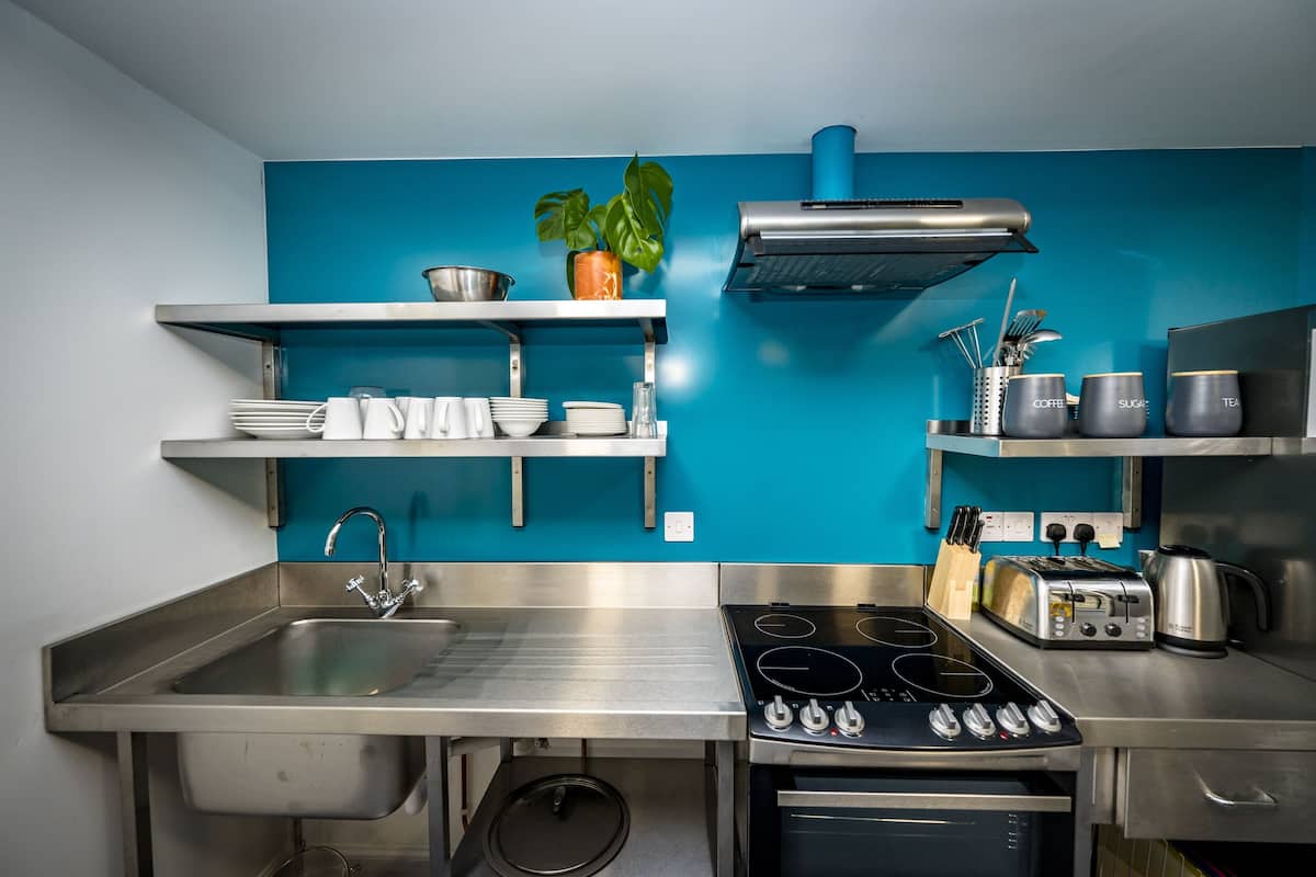 shared kitchen facilities