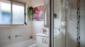 Bathtub