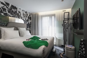 Habitación, 1 cama doble | Ropa de cama de alta calidad, colchones con acolchado adicional, minibar