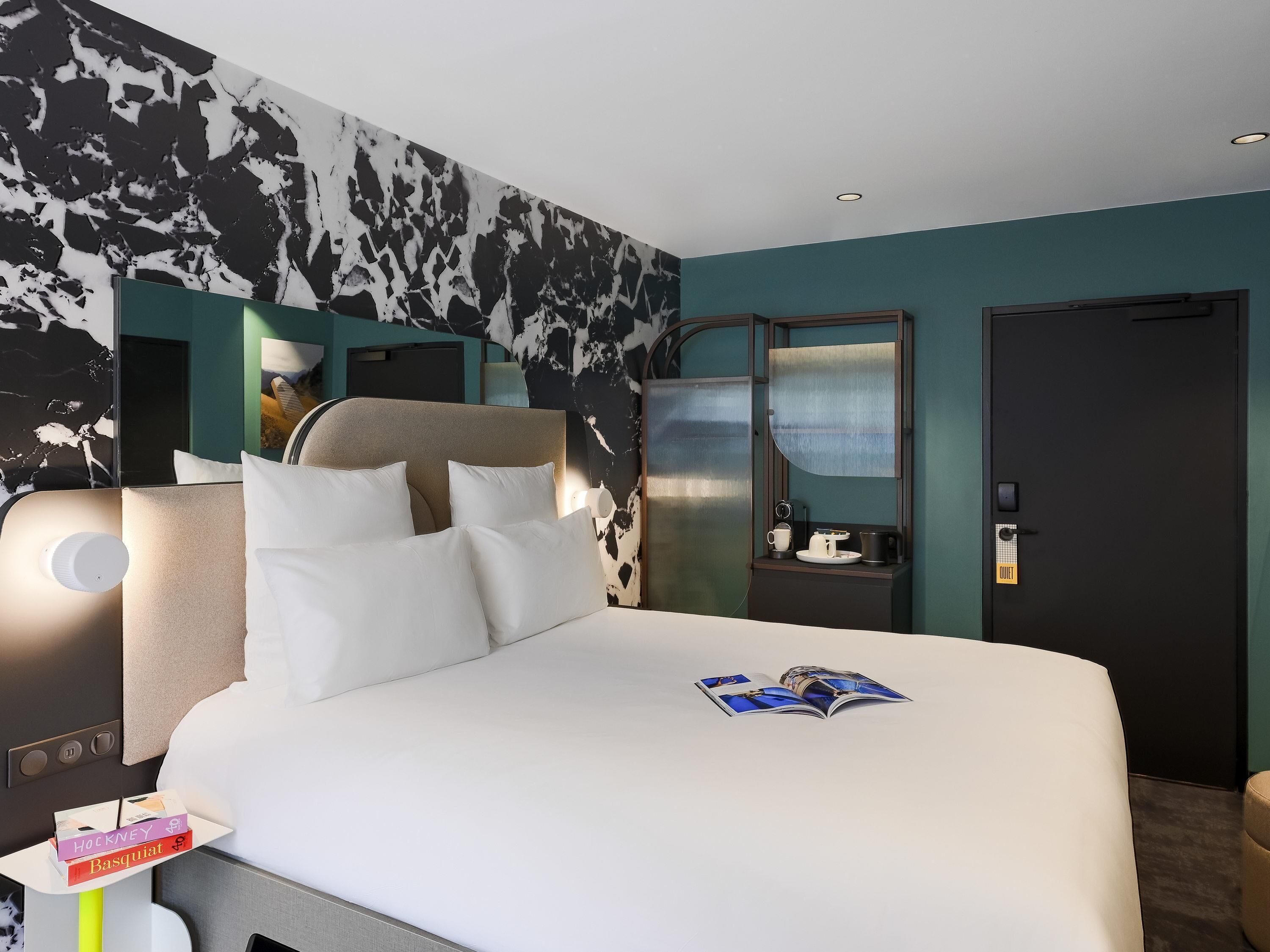 Habitación, 1 cama doble | Ropa de cama de alta calidad, colchones con acolchado adicional, minibar