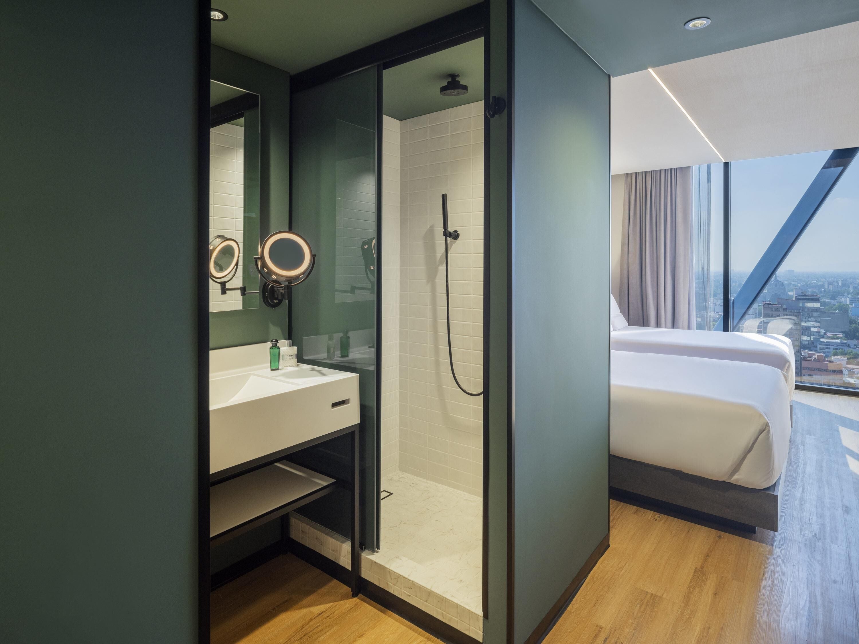 Minibar, in-room safe, laptop workspace, blackout drapes