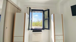 Apartment | Room amenity