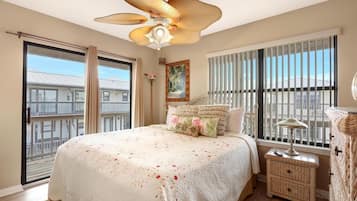 2 slaapkamers, een strijkplank/strijkijzer, gratis wifi, beddengoed