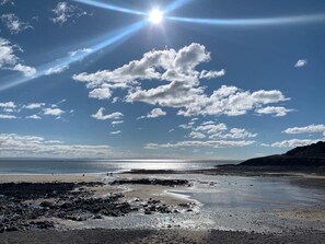 Una playa cerca
