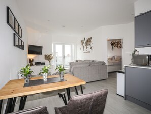 Cottage | 2 bedrooms, individually decorated, individually furnished, free WiFi - Brig-y-don 4 (Rhosneigr)