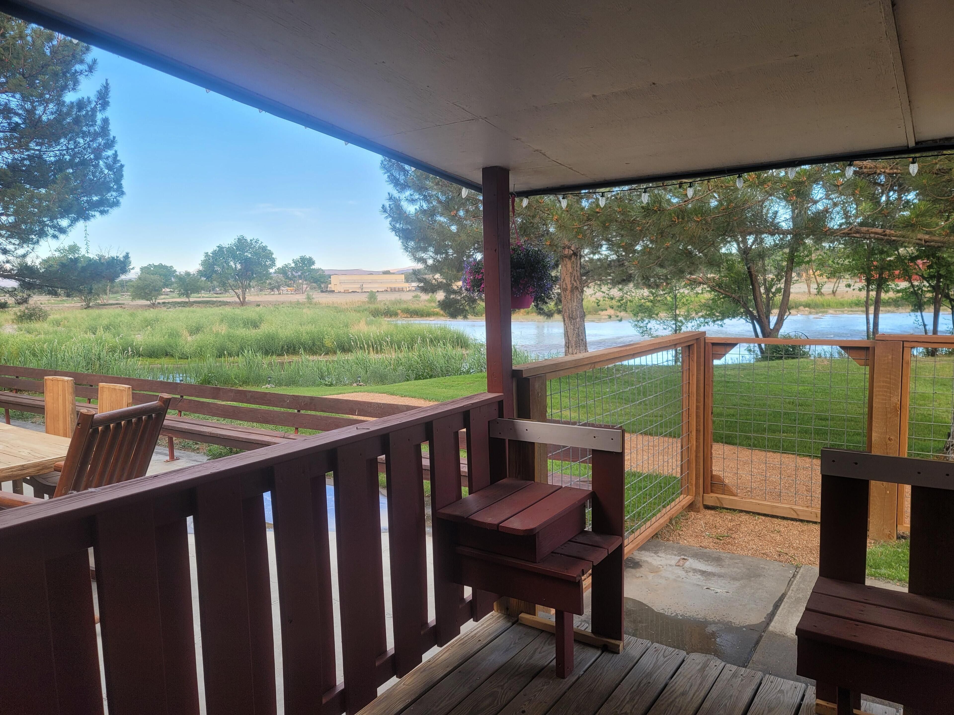 Next to Gunnison River - Surrounded by the Beautiful Outdoors - Fishing & Hiking