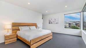 3 habitaciones, tabla de planchar con plancha y wifi gratis 
