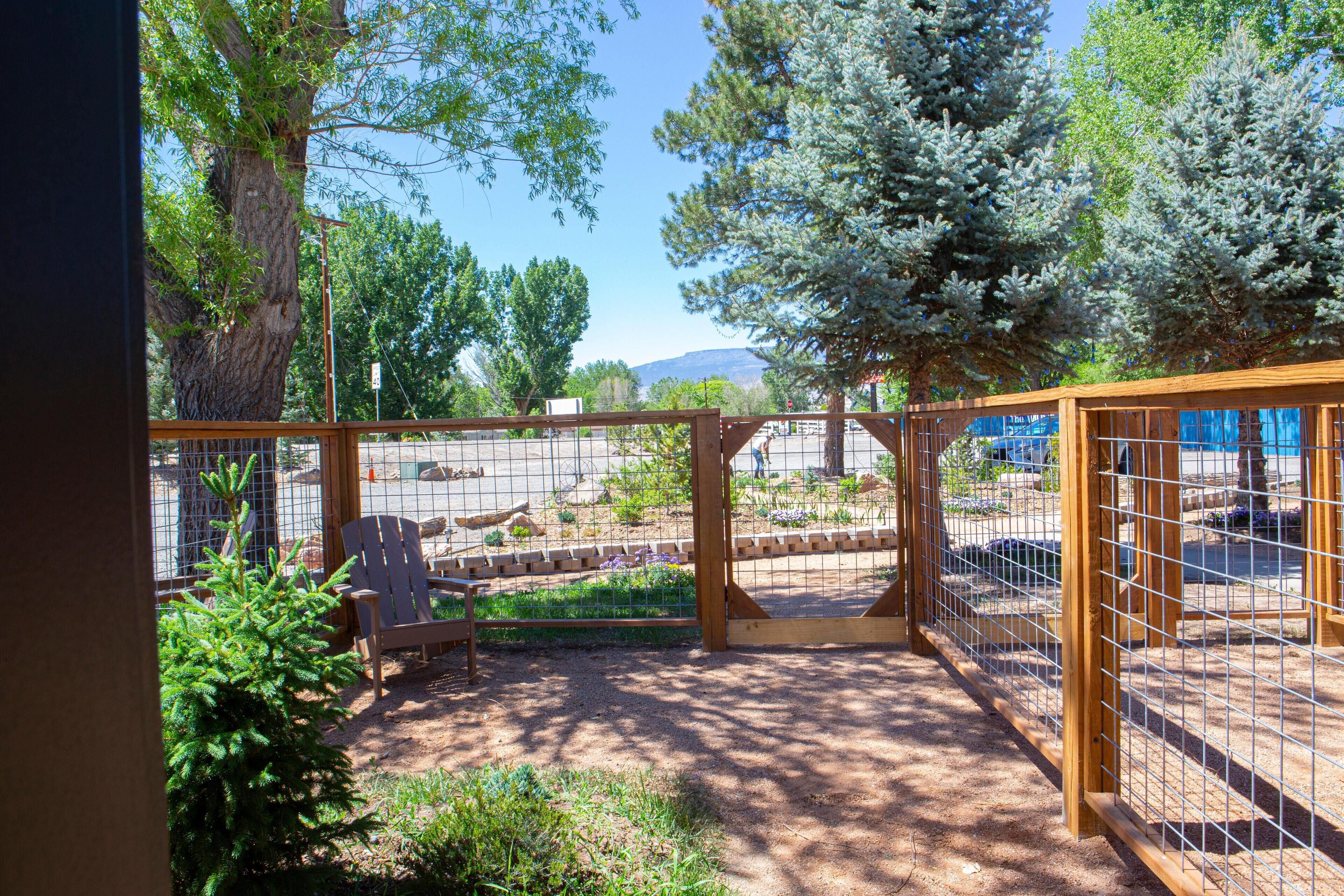 Gunnison River View!  Relax and Experience True Nature Right Outside Your Door