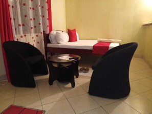 1 Schlafzimmer, Bügeleisen/Bügelbrett, kostenloses WLAN, Bettwäsche