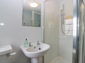 Cottage | Bathroom | Shower, hair dryer - The Bungalow (Elgin)