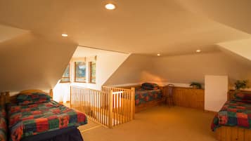 3 bedrooms, individually decorated, individually furnished, free WiFi