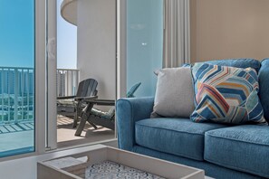 Smart TV, fireplace - 2901 Amazing Gulf/Pool Views ~ Super Discount ~ Book Apr 14th ~ Pools ~ Hot Tub (Destin)