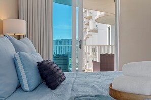 2 bedrooms, in-room safe, iron/ironing board, free WiFi - 2901 Amazing Gulf/Pool Views ~ Super Discount ~ Book Apr 14th ~ Pools ~ Hot Tub (Destin)