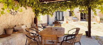 Gîte “Le Pressoir” Domaine Métairie des Gâcheries, Dordogne/Périgord Vert 