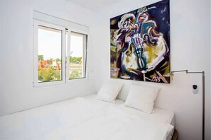 3 chambres, fer et planche à repasser, Wi-Fi gratuit