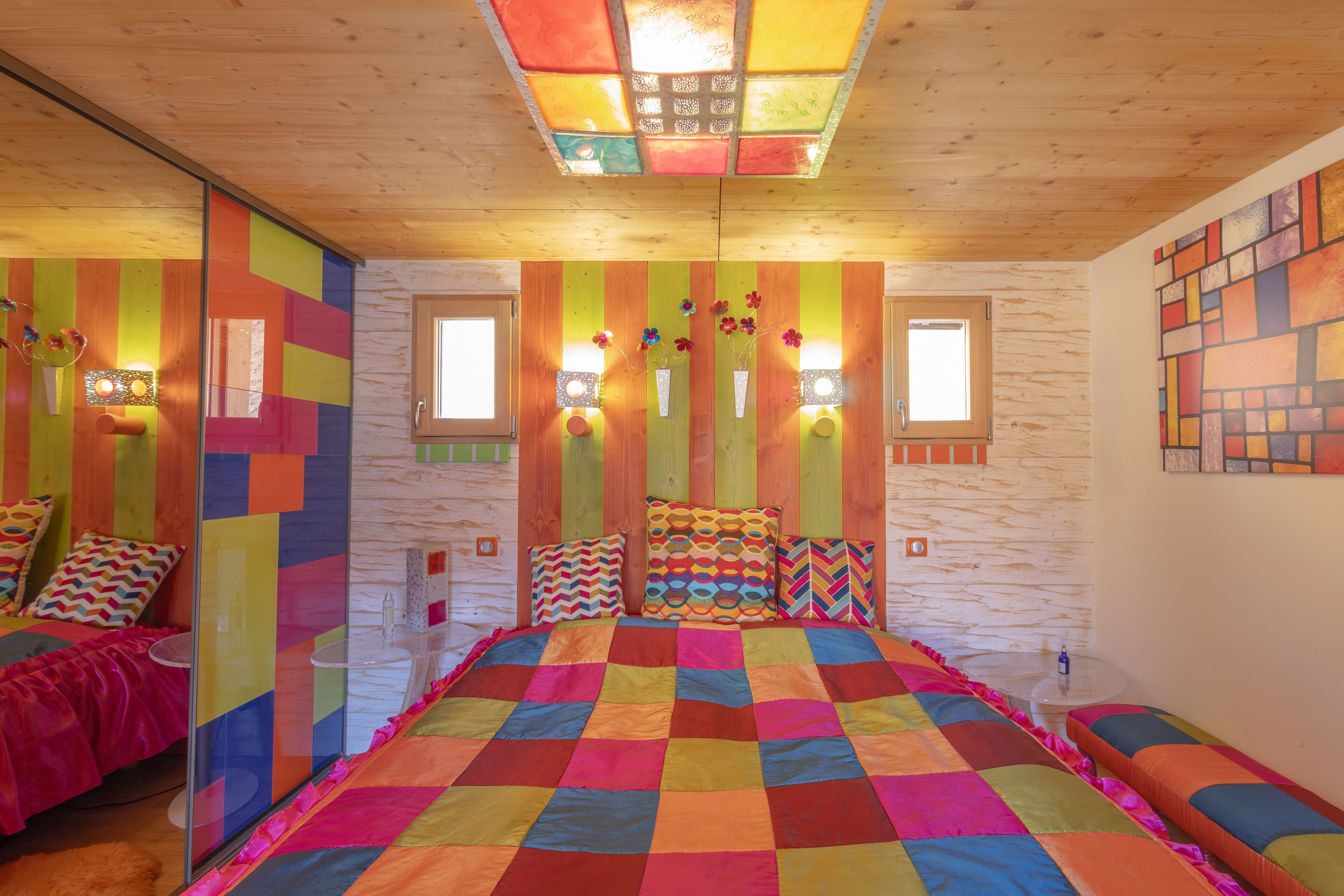 2 slaapkamers, een strijkplank/strijkijzer, reisbedje, gratis wifi