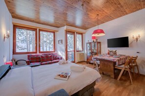 Room - Il Nido Nella Pineta Central in Ski Resort (Bardonecchia)