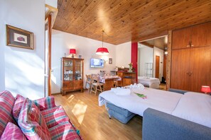 Familieleilighet, flere soverom (Il Nido Nella Pineta) | 1 soverom, wi-fi (inkludert) og sengetøy