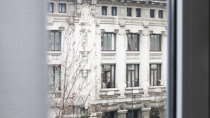 A building with multiple windows and a classical architectural style. - CSI Group - Hotel metropoli (Milan)