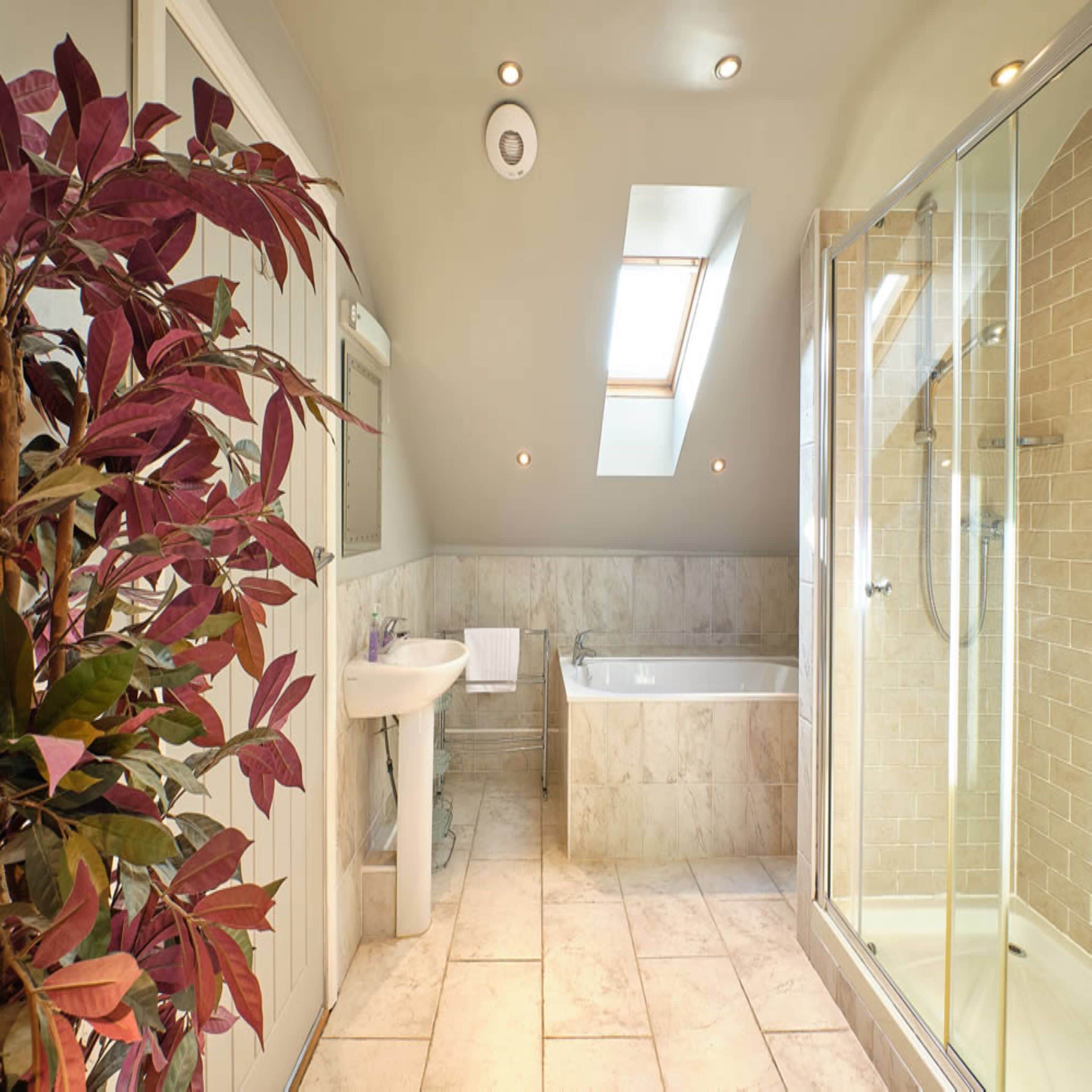 Luxury-Studiosuite | Badezimmer | Handtücher