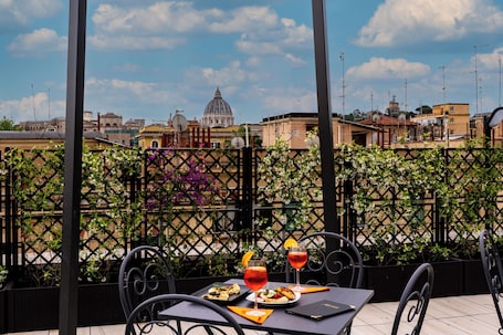 Terrace/patio. Hotel Ottaviano Augusto