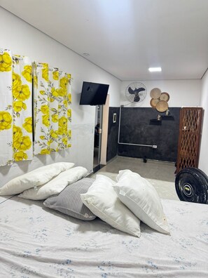 3 bedrooms, WiFi