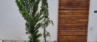 Two minutes from the beach. House in the middle of nature. 500m of private area.