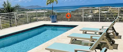 Piscine extérieure