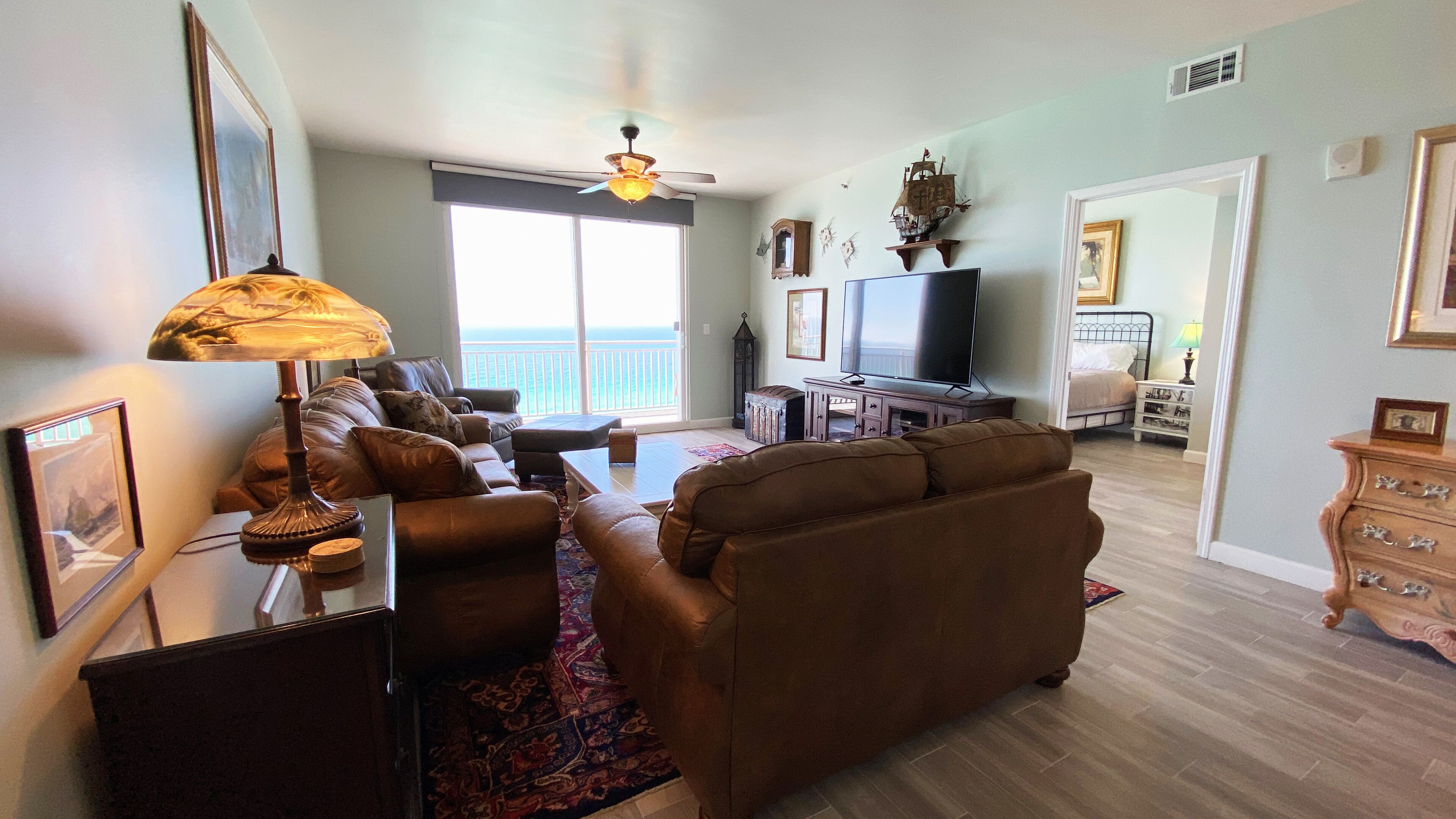 Splash Into Beachfront Corner Unit. 2 Gulf-Front Masters * Free Beach Service