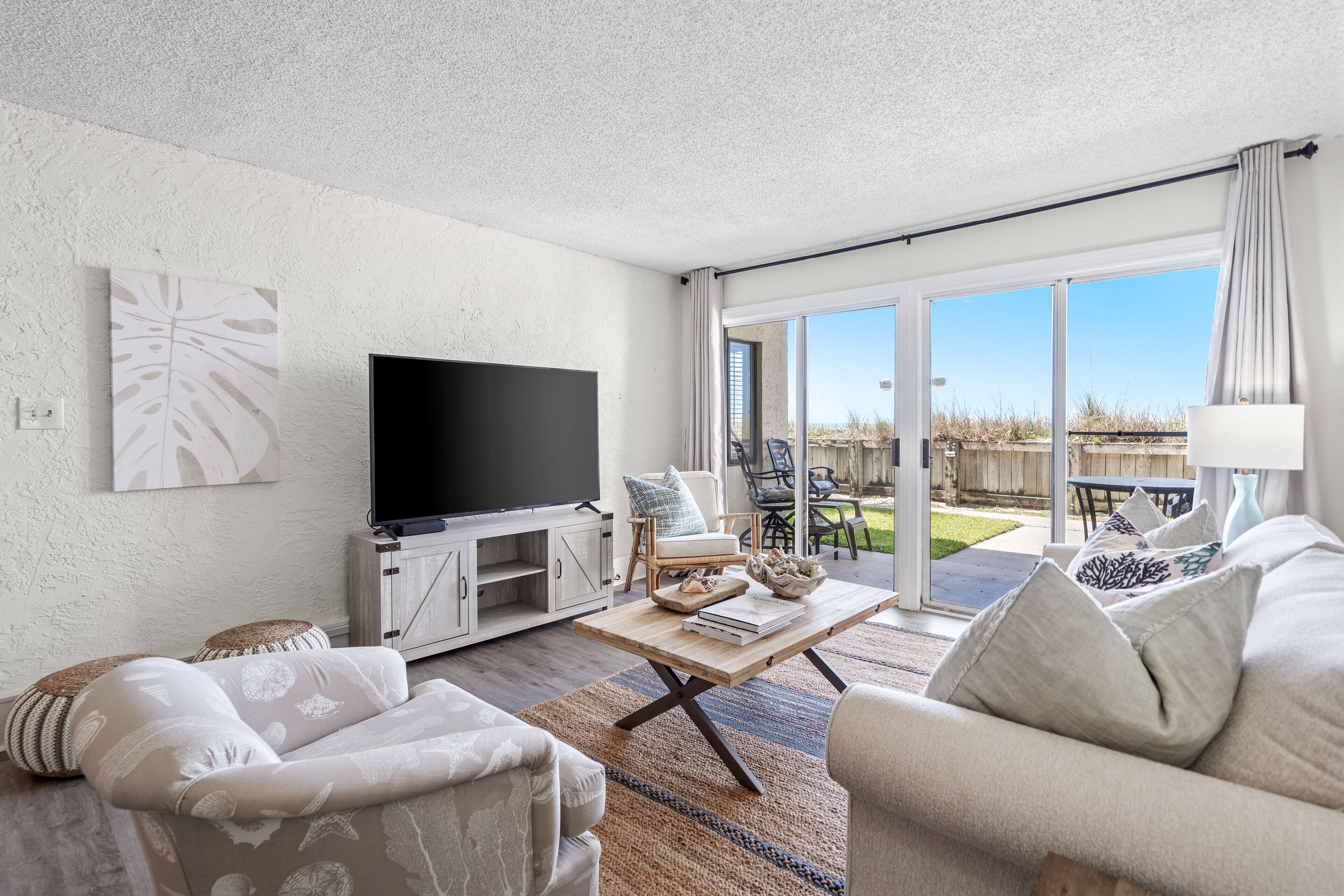 Master Gulf View on Ground Floor w/ Free Beach Chairs! Free Golf Everyday!