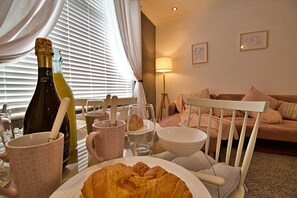 Interior - Bayview 'For a beautiful coastal retreat' (Lancaster)