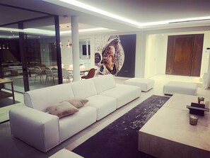 Interior - Gulf of Saint Tropez, Villa ELSA, sublime sea view  (Grimaud)