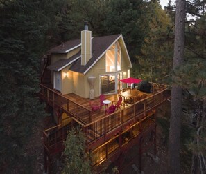 Exterior - ✨NEW Serene Modern Mountain Cottage Near Lake✨ (Lake Arrowhead)
