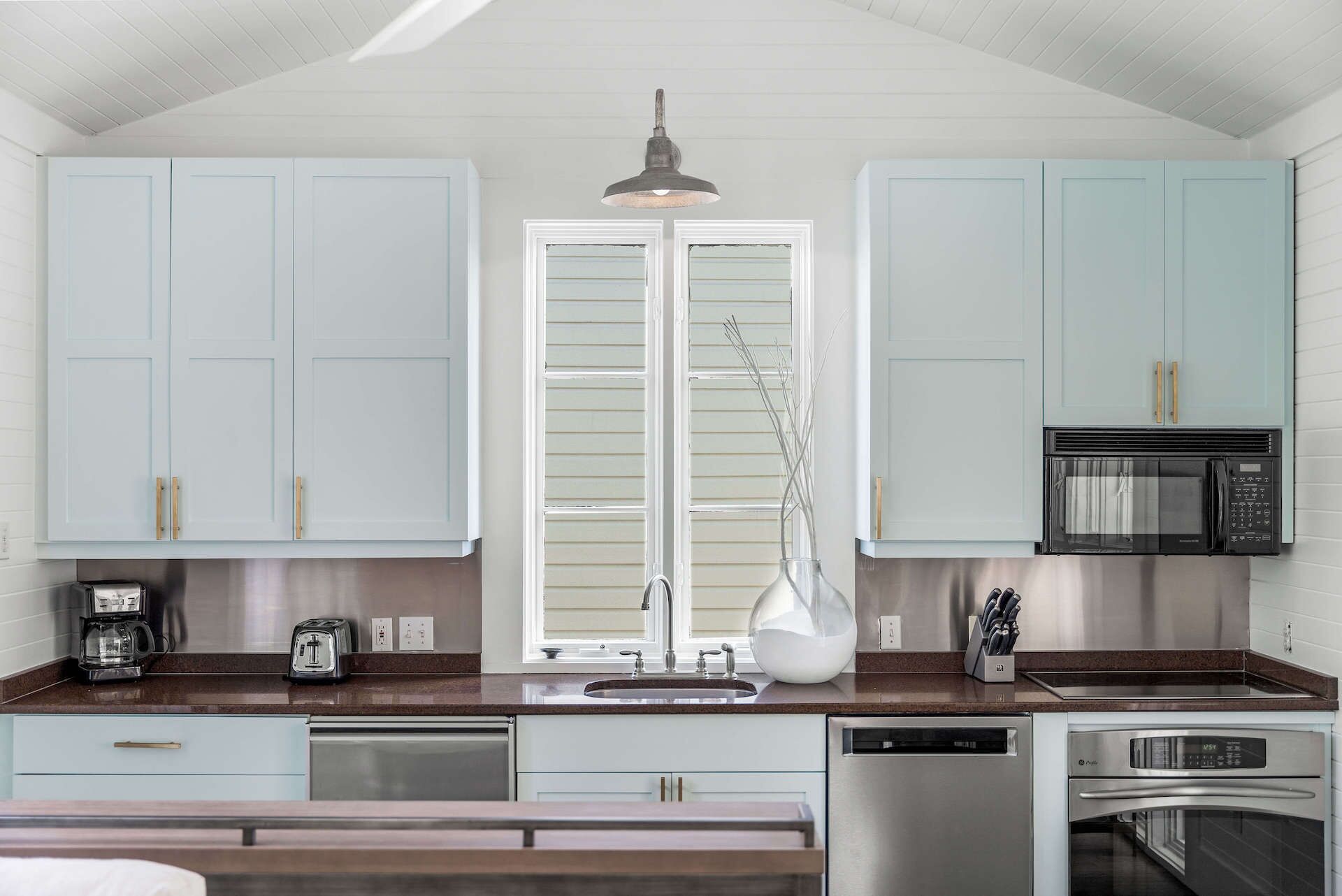 PetFriendly Cottage Gulf Views w Bikes near Beach