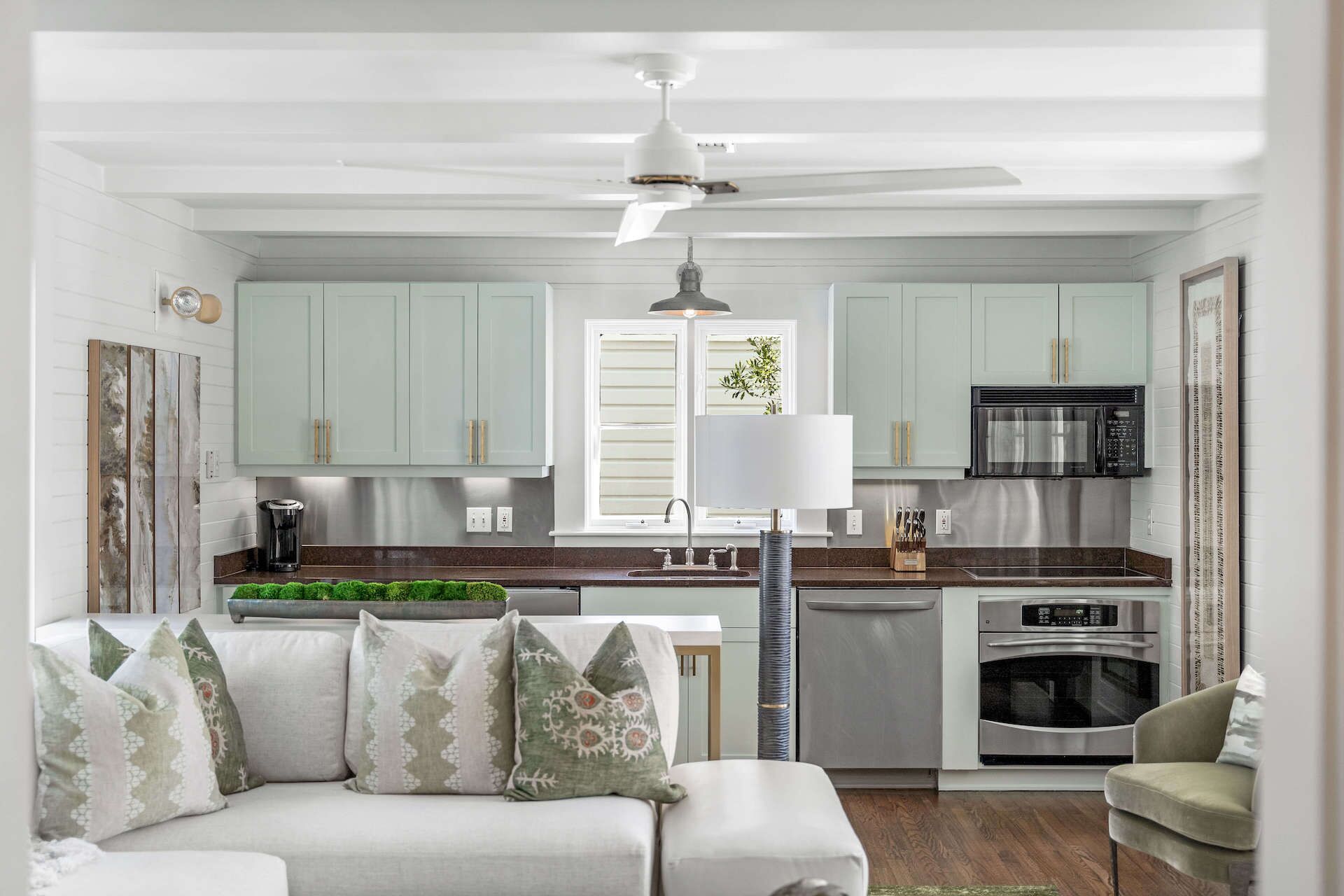 Rare PetFriendly Cottage Gem Steps from Gulf Sands