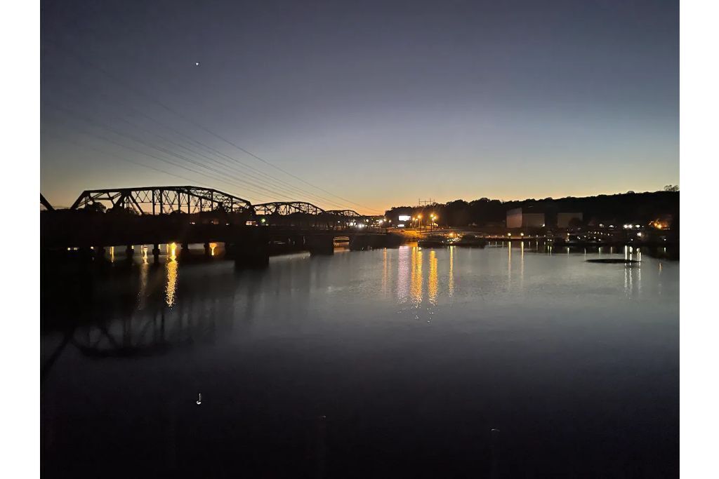 Suite on the Shoals 91- Beautiful Shoals Creek