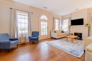 Unclassified image, 4 of 74, button - Near Downtown, Parks & Museum - Midtown Two-Units! (Columbus)