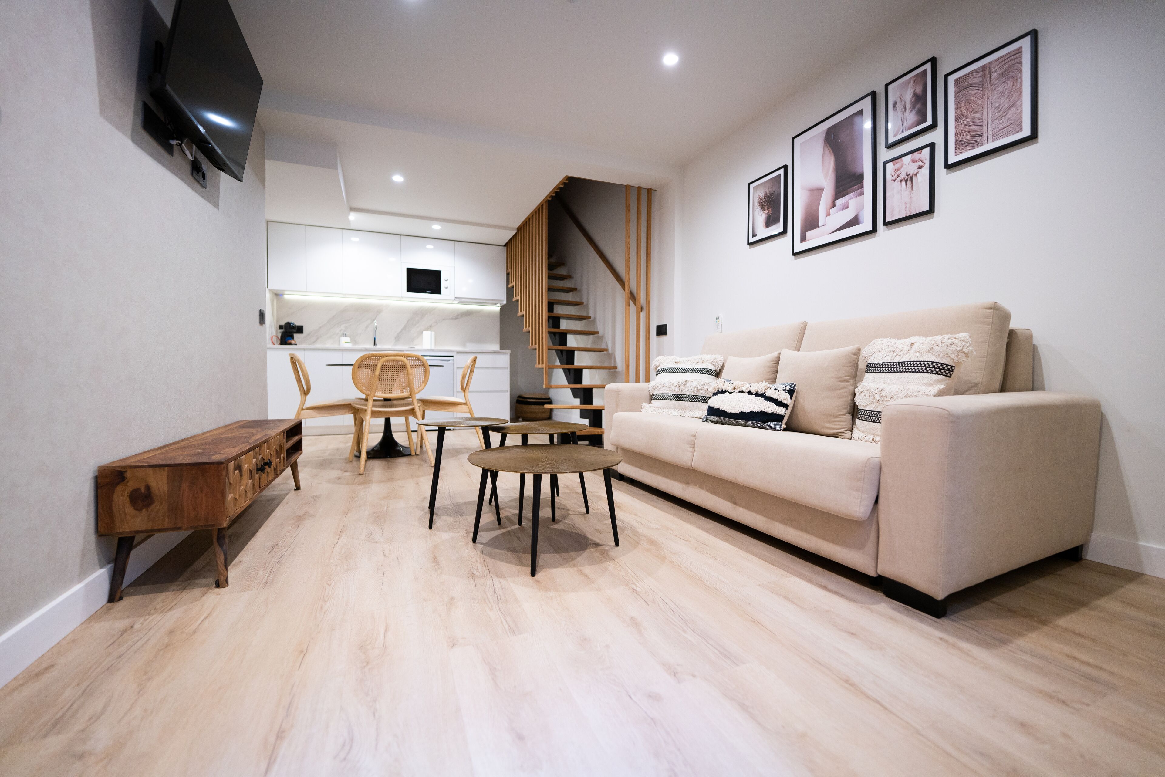 Premium Duplex, Terrace | Living area | Smart TV