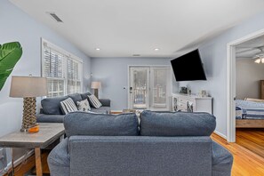 5 عدّة غرف نوم ومكتب ومكواة/لوح كي وواي فاي مجانًا