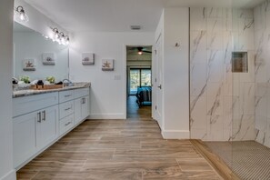 Villa | Badezimmer | Haartrockner