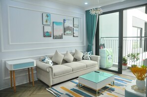 47-inch Smart TV with cable channels, TV - Smart City Vinhomes Nam Tu Liem Apartment  (Hanoi)